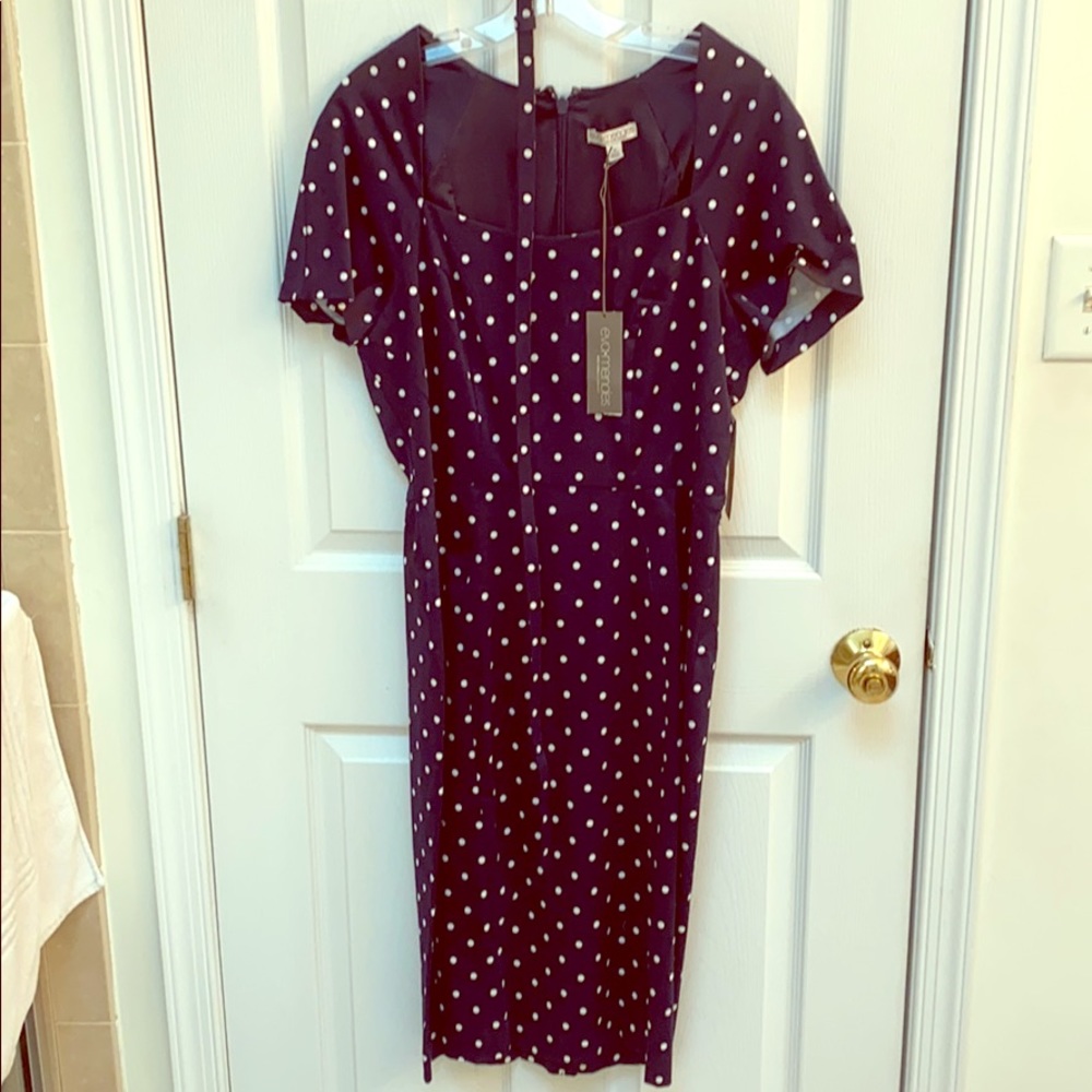 Eva Mendes fitted polka dot dress